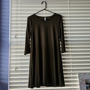Long Sleeved Olive Green Dress w/ Pockets!